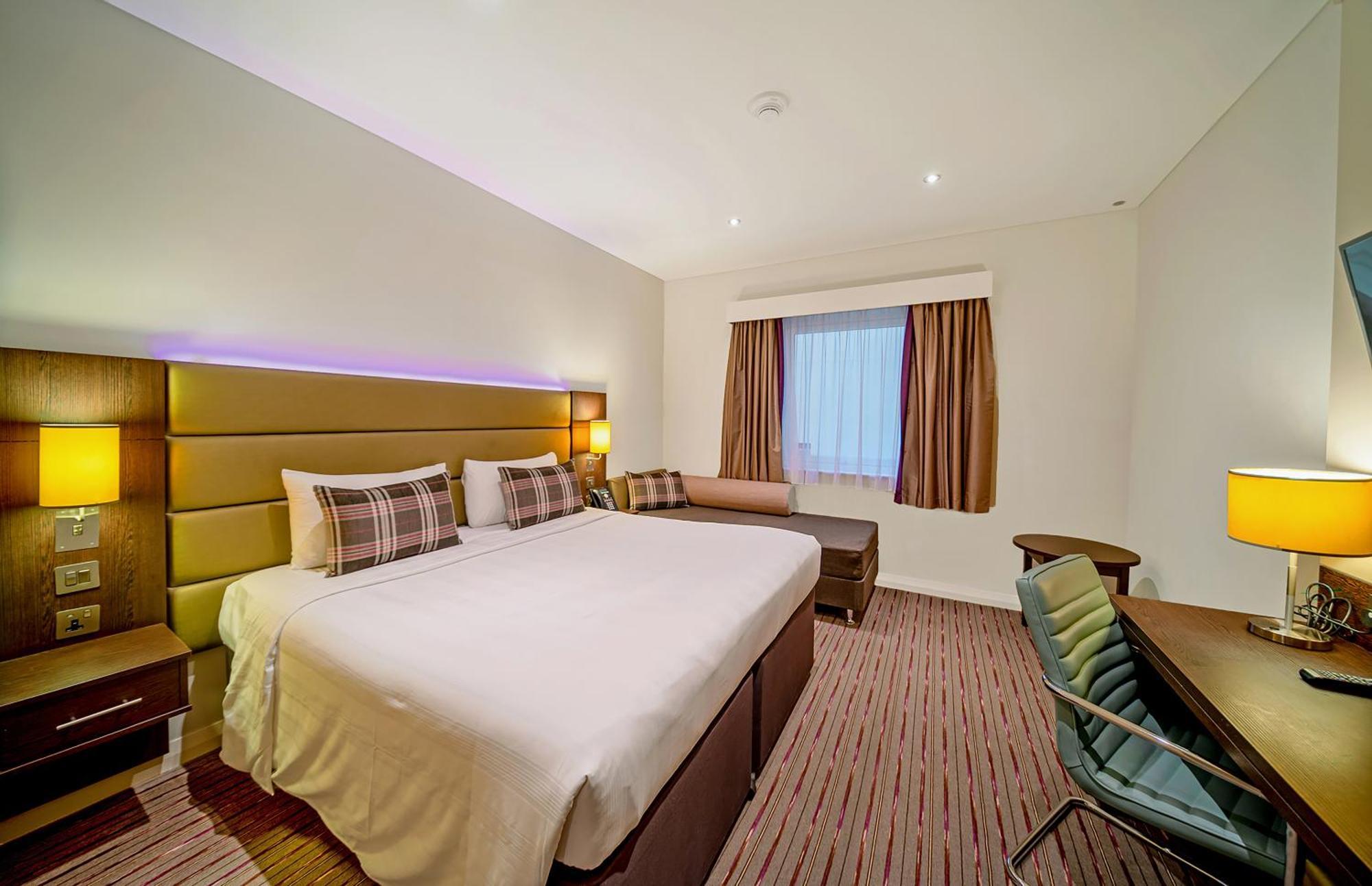 Premier Inn Dubai Al Jaddaf מראה חיצוני תמונה